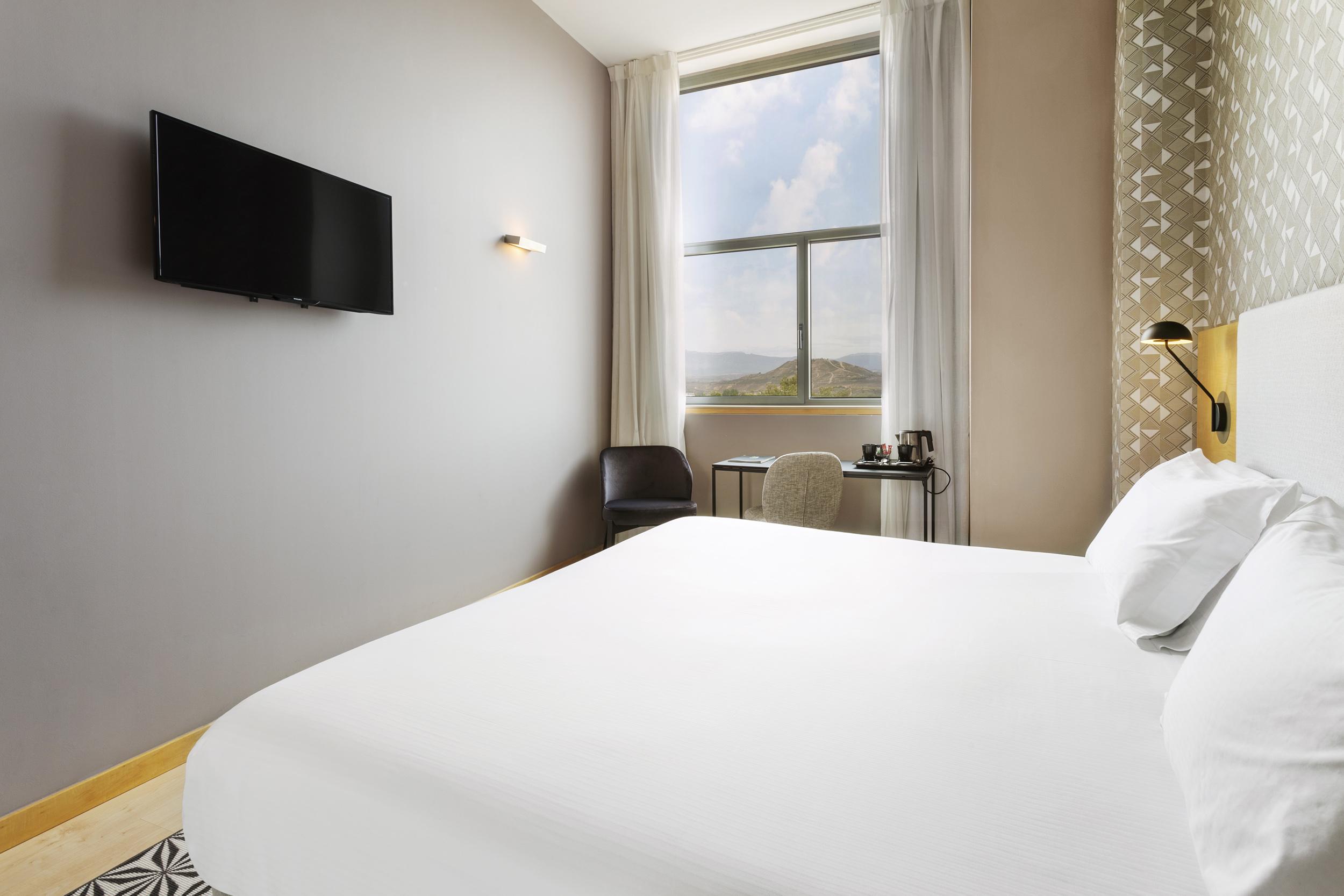 Hotel Sercotel Portales Logroño Zewnętrze zdjęcie