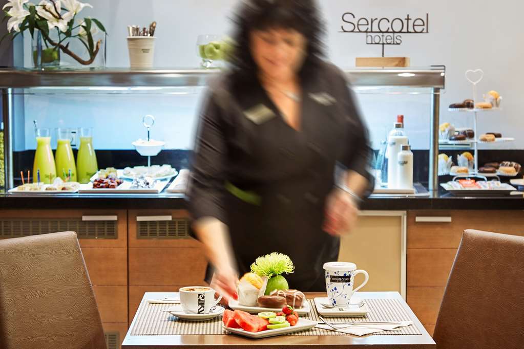 Hotel Sercotel Portales Logroño Restauracja zdjęcie